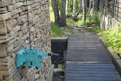 BANEASA GARLEI VILA ELEGANTA DE VINZARE - 31