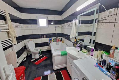 Casa P+1, situata in orasul Bumbesti-Jiu, Curtisoara - 12