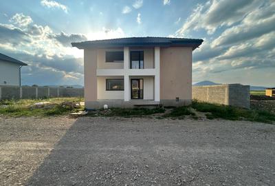 Casă de vânzare în Cristian – 120 mp utili, teren 500 mp | Predare la cheie - 1
