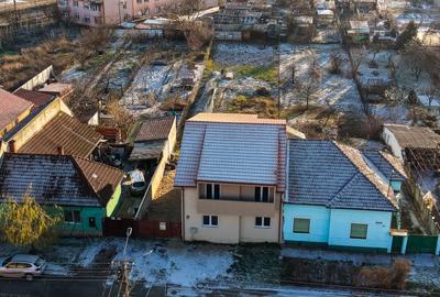 Casă Nouă cu etaj semifinalizată în Aradul Nou, zonă excelentă - 1
