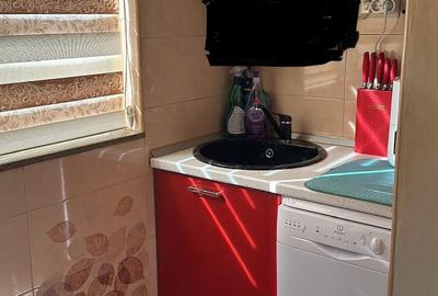 Chirie apartament 2 camere Vradet mobilat si utilat 300eur/luna - 2
