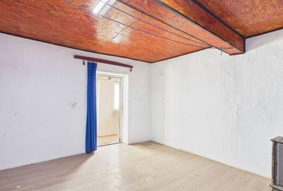 Casă  Sântana cu 3 camere și panouri fotovoltaice - 3
