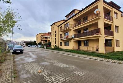 Apartament cu 3 camere decomandat, mobilat în Șelimbăr