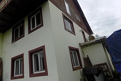 Proprietar vand casa/vila/pensiune in Vatra Dornei- direct la strada! Comision 0 - 2