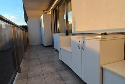Persoană fizică vând: Apartament 37,02 mp + Balcon 7,43 mp + Parcare Subterană - 2