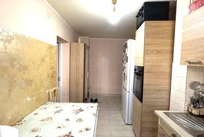 Apartament 2 camere 52mp etaj 1 zona Spital finisat 67.000eur neg - 2