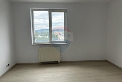Apartament cu 4 camere de vânzare în zona Calea Romanului - 8