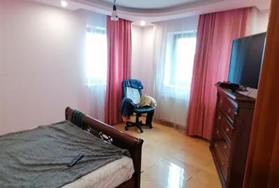 Casa- Vila - Prelungirea Ghencea-Bucuresti- 450000E- 660MP TEREN-COMISION 0! - 8