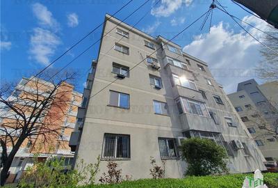Apartament 4 Camere bloc Petromar in zona Gara Constanta - 23