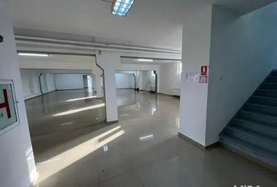 Spatiu Comercial - Showroom - 700 mp - 3