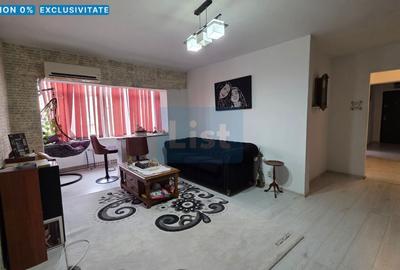 Apartament 4 camere, et. 2 - Bulevard - 1