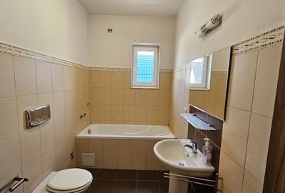 Casa spatioasa de inchiriat, finisata modern, parcari, Dunarii - 8