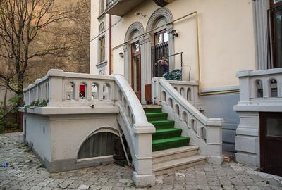 De vanzare Apartament 6 camere Vila Monument Istoric Traian Unirii LUX - 23