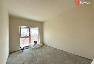 COMISION 0% Triplex cu 4 camere de vanzare in localitatea Sacalaz, zona Centrala - 13