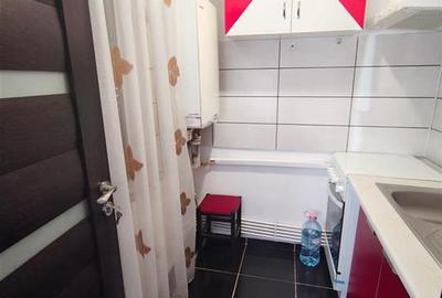 Apartament cu 2 camere decomandat, mobilat în Tătărași