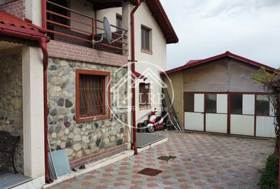 [DOMENIU PRIVAT] Vilă deosebita în Inima Orașului Voluntari | Teren 2.500 mp | - 34