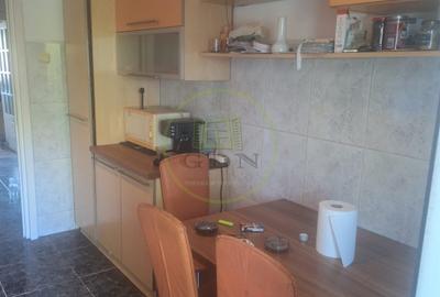 Apartament 3 camere decomandat zona piata Flora - 3