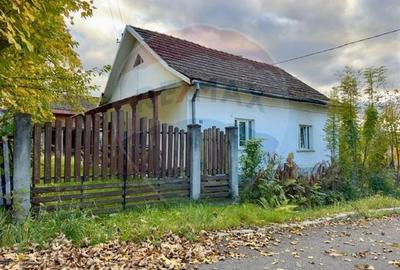 Casa / Vila cu 2 camere de vanzare - 1