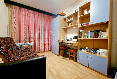 Apartament cu 3 camere semidecomandat, mobilat în Mănăștur