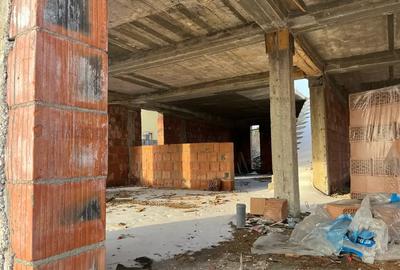 Casa la rosu / 1.328 mp teren / AC valabila / Otopeni 9 Mai - 3