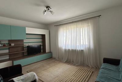 Apartament cu 3 camere decomandat în Calea Romanului