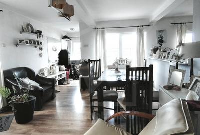 Duplex mobilat complet, ideal pentru credit, zona linistita langa padure si lac - 3