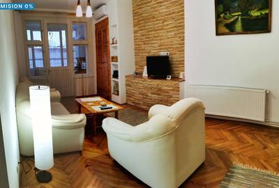 Apartament cu 2 camere decomandat, mobilat în Central