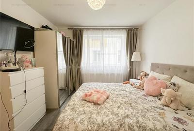 Apartament cu 2 camere semidecomandat, mobilat în Rulmentul