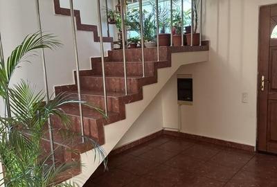 Vila 2005,S+P+E+M,living,dinning,3 dormitoare,3 bai,teren 2090mp,piscina,garaj - 12