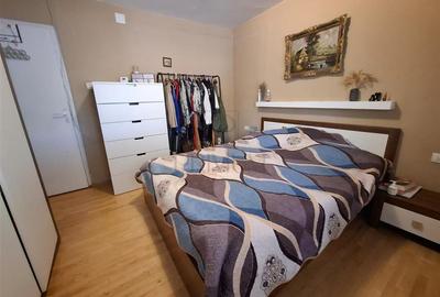 Apartament cu 2 camere decomandat, mobilat în Lipovei