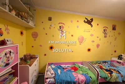 Apartament  3 camere decomandat, etajul 2 -zona Casa de Pensii - 10