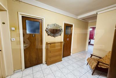 Apartament 3 camere/ zona Afi/ 2 balcoane/ boxa/ et2 - 1