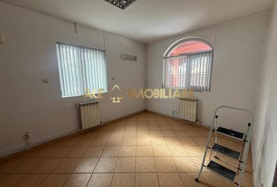 De inchiriat Casa | 9 Camere | Vitan | Centrala  | Curte Proprie | Firma - 12