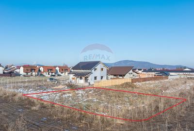 Teren intravilan de 397 mp, în Hărman