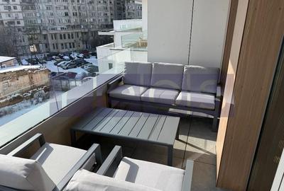 Apartament cu 2 camere semidecomandat, mobilat în Unirii