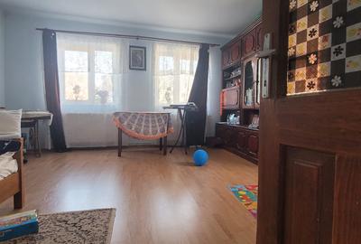 Vand casa cu teren de 1753 mp in Prejmer - 8