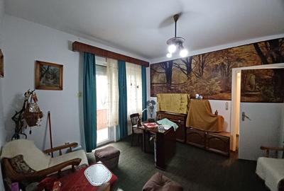 Apartament 2 cam, garaj cu CF, P-ța București. 75 000 E. Comision 0 - 4