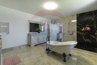 Vila premium 6 camere| Piscina incalzita | Teren 1091 mp | COMISION 0% - 47