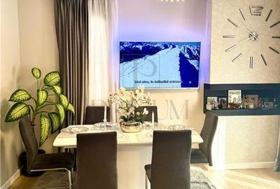 Casă cu 4 camere în Dumbrăvița