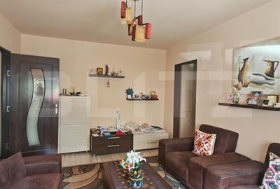 Apartament cu 2 camere semidecomandat, mobilat în Est
