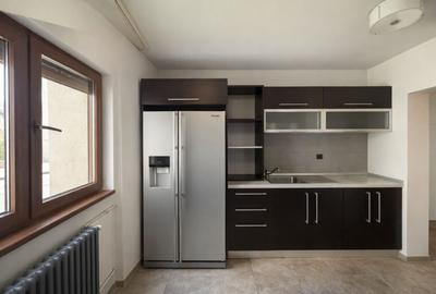 Apartament 4 camere de vânzare – zona Medicina, etaj 1, cu garaj înscris în CF - 8