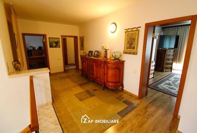 Unirii - Casa Zona Romcab -  400mp - 1259 mp teren - Garaj dublu - piscina - 25