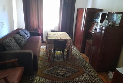 Vand 3 camere decomandate central - 3