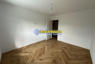 Casa Noua P+1 550 mp teren 3 bai 4 dormitoare Garaj Finisata intern mobila buc - 20