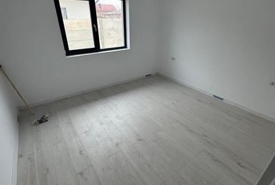 CASE INDIVIDUALE, INCALZIRE PARDOSEALA, TEREN 400 MP, COMISION 0% - 14