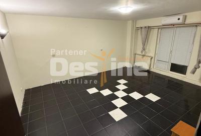 Apartament cu 2 camere decomandat, mobilat în P-ța Unirii