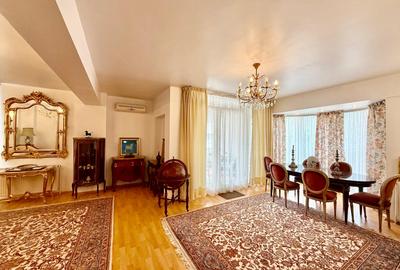 Apartament cu 4 camere decomandat în P-ța Dorobanți