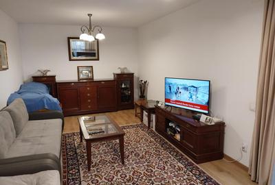 Vanzare proprietate cu doua case si intrari separate curte Giulesti - 3