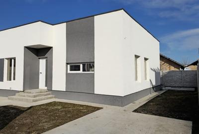 Casa parter 3 camere - Com.Berceni - 3