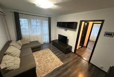 Apartament cu 2 camere semidecomandat în Podu Roș
